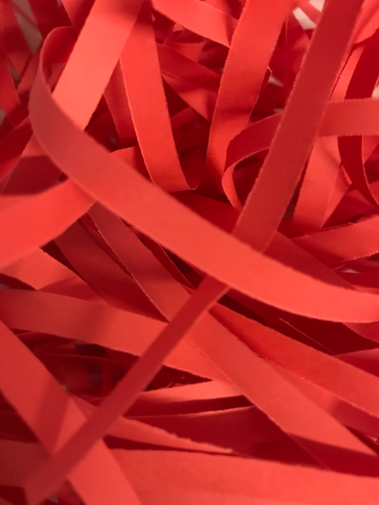 Red Thick Shredded Paper